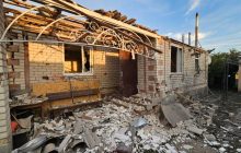 РФ вдарила по Херсонщині: загинули люди, 16-річна дівчина отримала важкі поранення (відео)