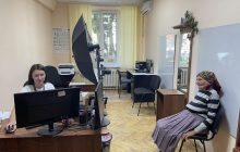 Встановила рекорд: на Франківщині 102-річна бабуся оформила закордонний паспорт (фото)