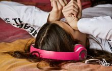 Названы 7 вечерних привычек неуспешных людей, которые постоянно отстают в жизни