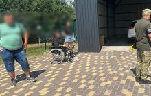 "Султан" їхав за кордон з колишньою і "новоспеченою" дружинами: прикордонники розповіли про витівки ухилянтів (фото)