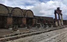 Жертви виверження Везувію вдягали теплі плащі: науковці відповіли, що це означає