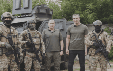 Украинские защитники получили 5-й броневик "Кобра" от Владимира Кличко и "Украинской команды"