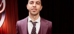 Зірка "Ліги сміху" вперше розповів про серйозну операцію: "До літа міг би не чути"