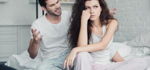 Почему молчание женщины во время ссоры "говорит" больше криков: объяснение