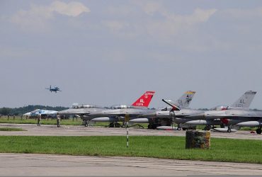 Авиационный эксперт предположил, что могли поразить оккупанты на аэродроме в Миргороде