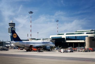 Аэропорты Италии парализуют масштабные забастовки: прогнозируются задержки и отмены рейсов