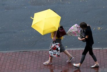 Украине грозят мощные дожди, грозы, затопления и сели: объявлено предупреждение (карта)