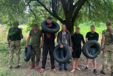 На Закарпатті службовий собака спіймав ухилянтів, які планували перепливати Тису