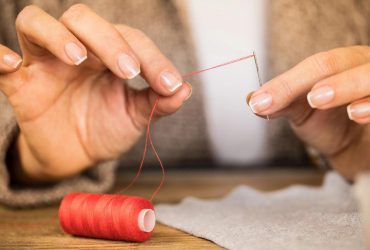 Зашити пам'ять і не тільки: чому не можна зашивати на собі одяг