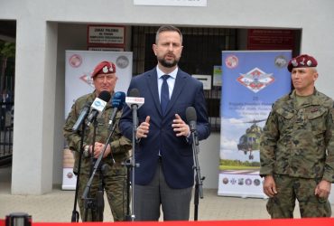 Польща готова збивати російські ракети: міністр оборони назвав головну умову для цього