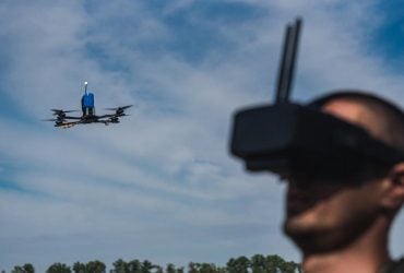 Німеччина закупить 12 000 дронів-камікадзе, частина з яких буде захищати кордон з РФ, - FT