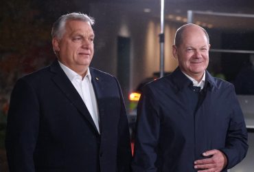 Такого не повинно бути: посол Німеччини прокоментував конфлікт між Шольцом та Орбаном