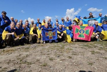 Украина вернула домой из российского плена 95 защитников (фото, видео)