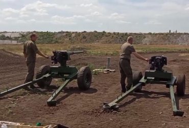 Росіяни створили нового франкенштейна із залишків БМП-1 і міномета Васільок (відео)