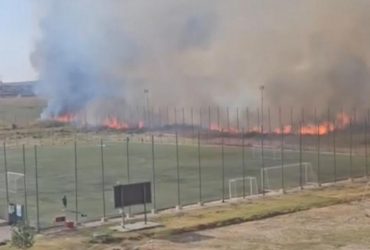 Часть Крыма осталась без света: сообщается о крупной аварии и пожарах (видео)