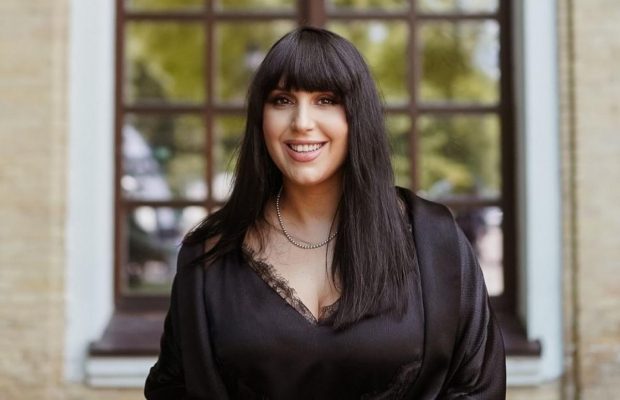 "Я собі подобаюсь": Джамала розкрила, на скільки кіло погладшала після вагітності