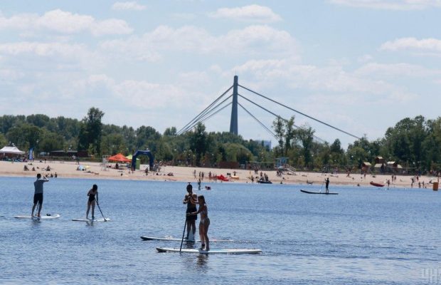 На пляжах Киева запрещено купаться: названа причина