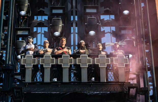 Гурт Rammstein просто під час концерту підтримав Україну (відео)