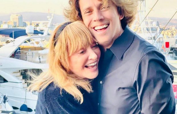 На фоне слухов о разводе Аллу Пугачеву заметили с другим мужчиной (видео)