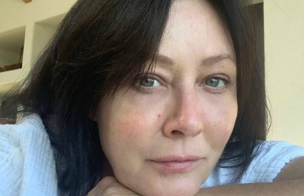 "Ніколи не забудемо тебе": зірки-колеги емоційно відреагували на смерть Шеннен Доерті