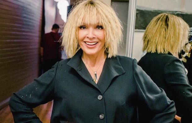 Лайма Вайкуле неожиданно запела на украинском языке и разозлила россиян (видео)