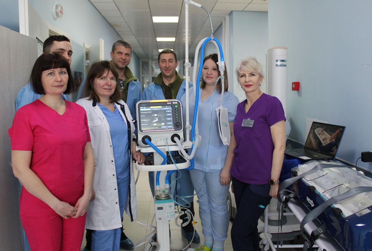 Лікарі Черкаської обласної дитячої лікарні вже використовують закуплене обладнання Лікарі Черкаської обласної дитячої лікарні вже використовують закуплене обладнання