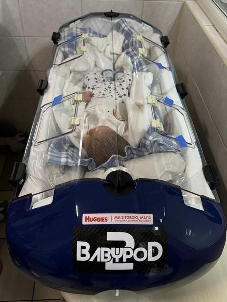 Малеча -"поспішайка" в кювезі BabyPod2 Малеча -"поспішайка" в кювезі BabyPod2