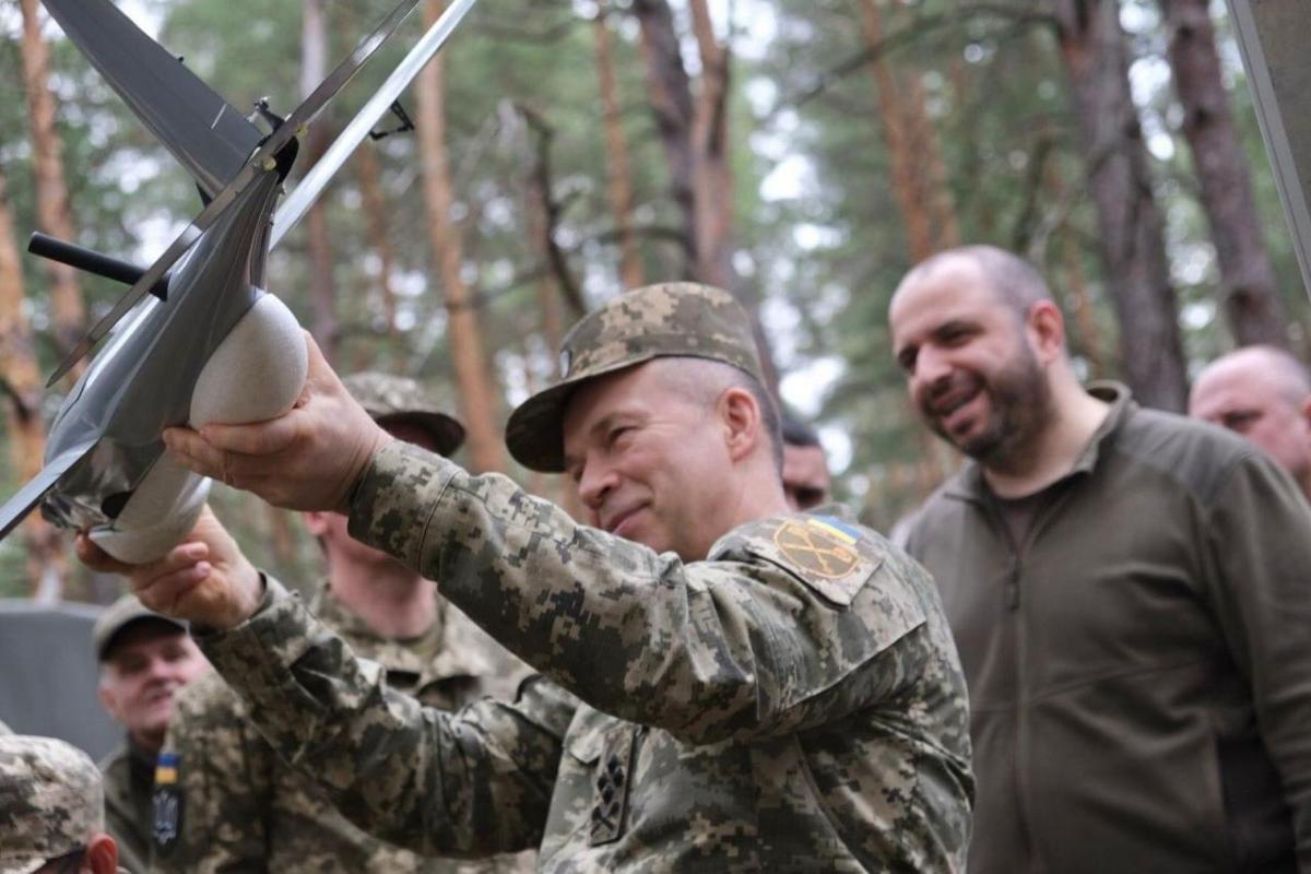 Наразі на полі бою вже тестується та використовується понад 165 розробок вітчизняних БПЛА Наразі на полі бою вже тестується та використовується понад 165 розробок вітчизняних БПЛА