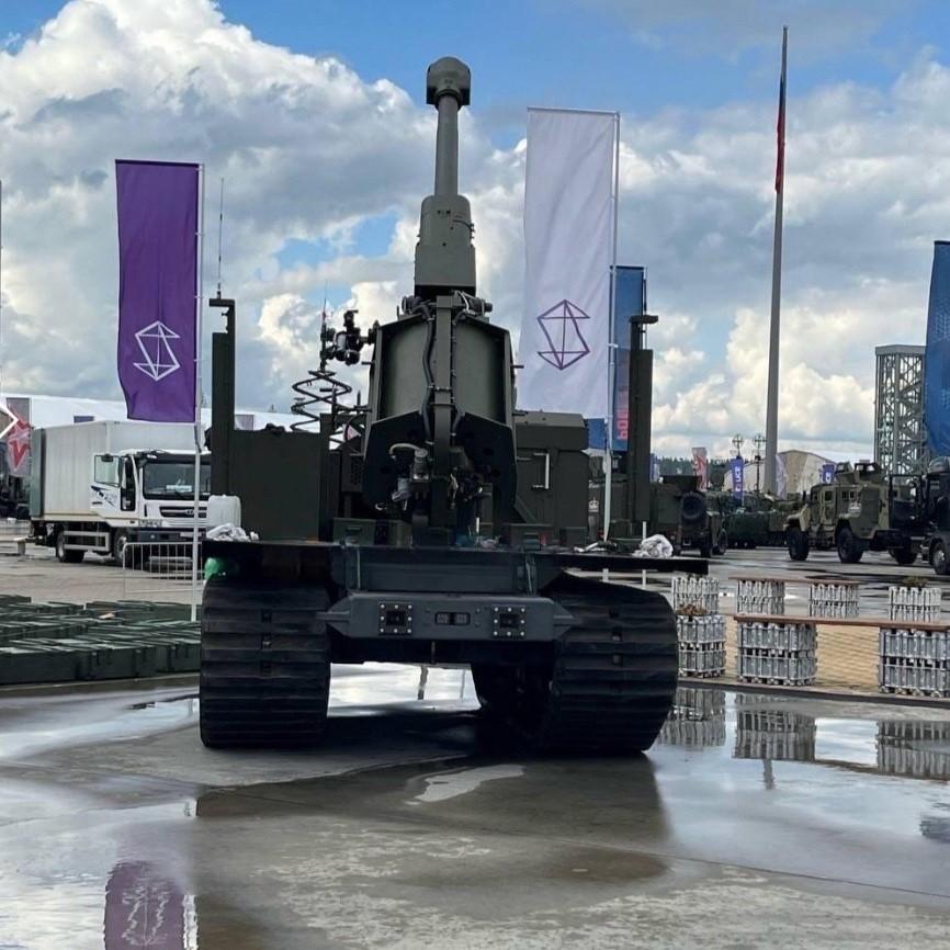 122-мм гаубица Д-30 на шасси МТС-15 "Клевер" / фото Defense Express 122-мм гаубица Д-30 на шасси МТС-15 "Клевер" / фото Defense Express