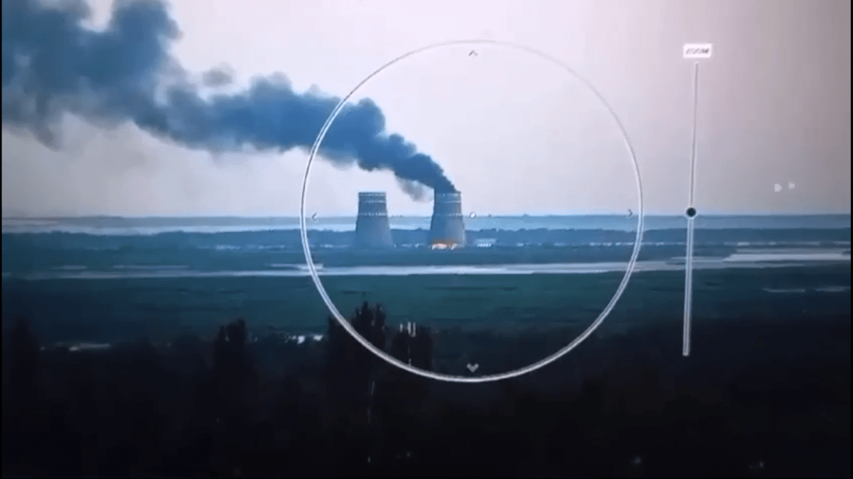 Пожар на территории Запорожской АЭС прекратился / скриншот Пожар на территории Запорожской АЭС прекратился / скриншот