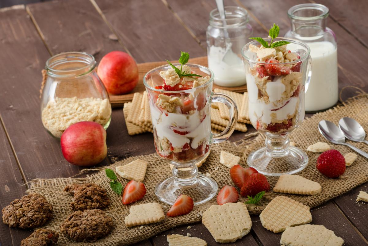 Клубничный десерт без выпечки для жаркого лета: полное попадание по вкусам Клубничный десерт без выпечки для жаркого лета: полное попадание по вкусам