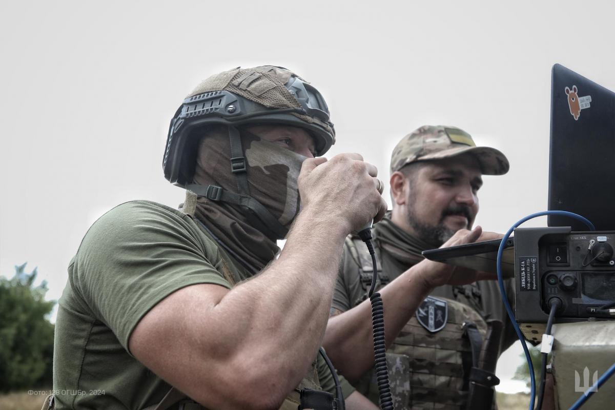 Однако зенитчик заверил, что украинским военным удается выявлять вражескую тактику / иллюстративное фото 128 ОГШБр Однако зенитчик заверил, что украинским военным удается выявлять вражескую тактику / иллюстративное фото 128 ОГШБр