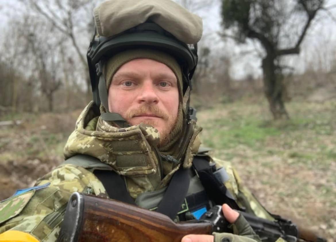 Олександр на фронті / фото інстаграм Олександра Печериці Олександр на фронті / фото інстаграм Олександра Печериці