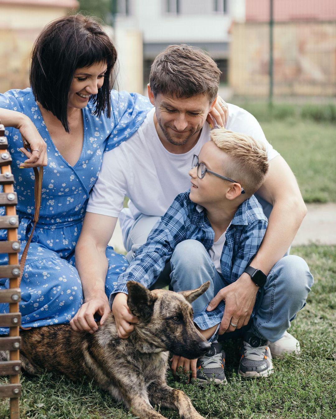 Оля Цибульська з Сергієм та сином / Скріншот Instagram Оля Цибульська з Сергієм та сином / Скріншот Instagram