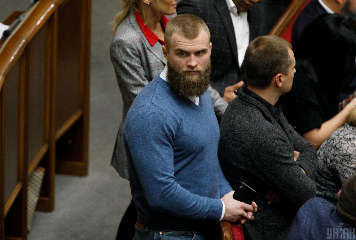 Сторона защиты заявила, что Дмитрук якобы за кондон выехал законно / фото УНИАН