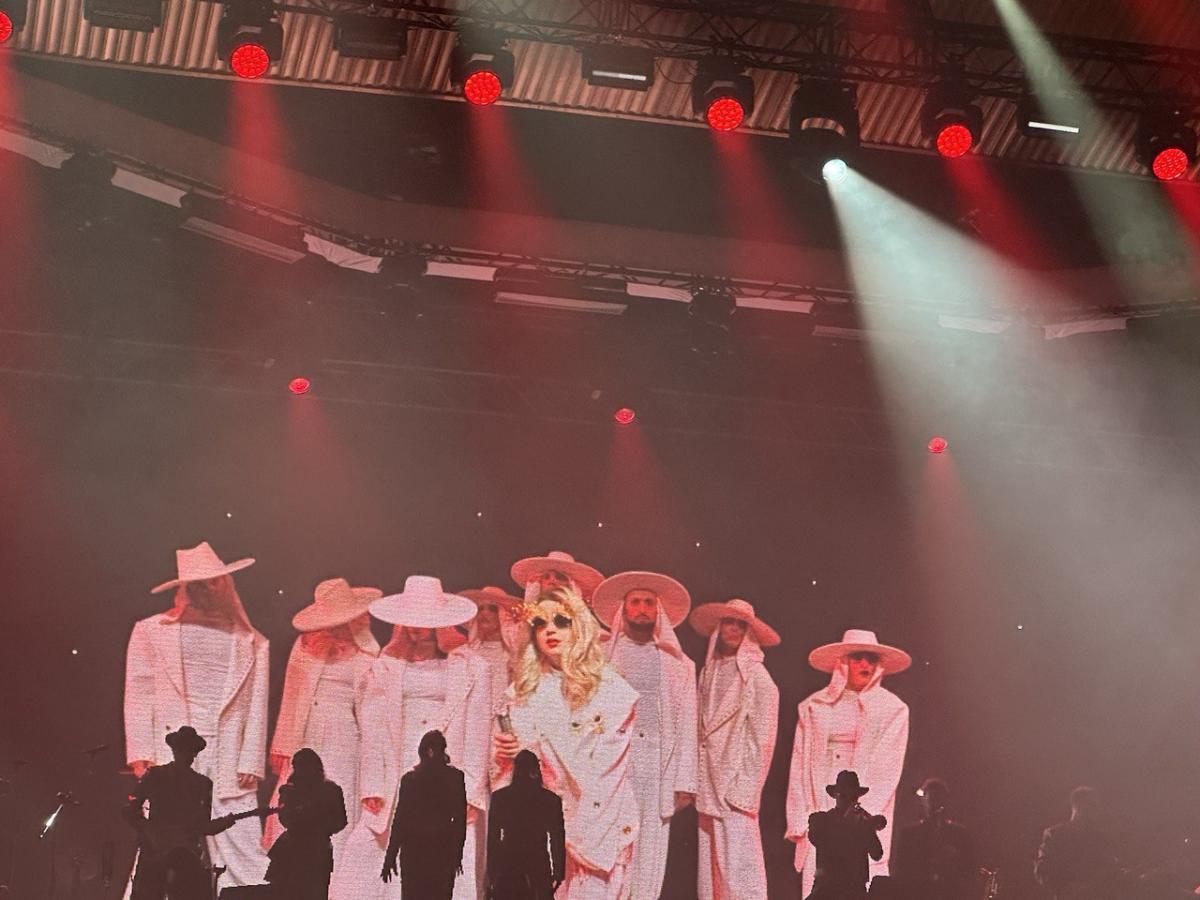 Klavdia Petrivna нарешті зняла маску / фото УНІАН, Катерина Присяжнюк Klavdia Petrivna нарешті зняла маску / фото УНІАН, Катерина Присяжнюк