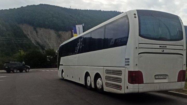 В Яремче водителя туристического автобуса забрали на ВВК / Суспільне В Яремче водителя туристического автобуса забрали на ВВК / Суспільне