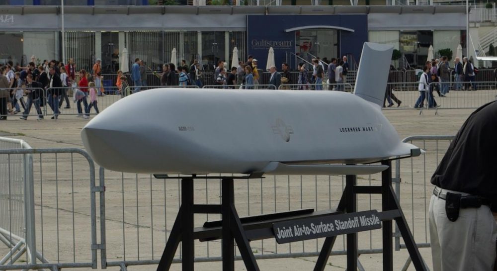 США задіють проти Ірану майже всі запаси крилатих ракет-невидимок, - Bloomberg