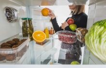 Что на самом деле нужно хранить в нижнем ящике холодильника: а вы положили туда яблоки