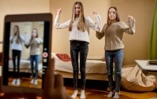 Лише 8 хвилин у TikTok можуть погіршити самооцінку у дівчат, - дослідження