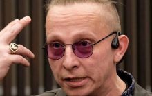 "Бабусі стояли з тризубами": відомий путініст видав маячню, що його ледь не вбили в Україні