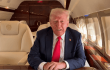 Літак Трампа здійснив аварійну посадку на шляху до Монтани: що відомо
