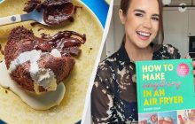 Шоколадный пудинг с жидкой начинкой всего за 10 минут: шеф-повар раскрыла рецепт