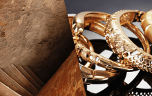 Золото и шелк: в заброшенной крепости Монголии нашли тысячелетние останки богатой женщины