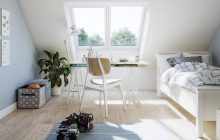 Благодійники надають власникам постраждалих будинків мансардні вікна