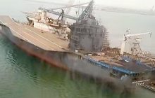 Иран построил необычный "авианосец": появилось фото почти достроенного судна