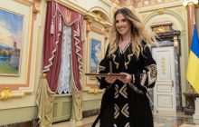 Усик и Харлан стали "легендами": Зеленский вручил им государственные награды (фото, видео)