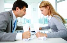 Как правильно вести себя в споре: 8 полезных фраз от психологов