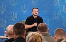 Зеленський зробив заяву про повернення українців з-за кордону "без примусу"