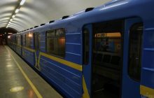 В киевском метро человек попал на пути: изменено движение поездов на одной из линий